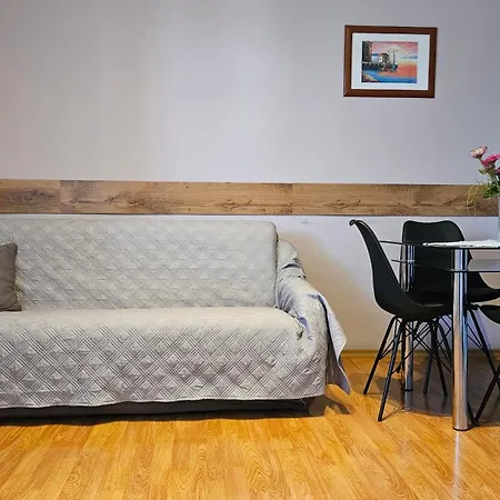 Ana B Apartament *